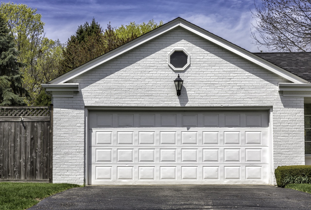 White Brick Garage